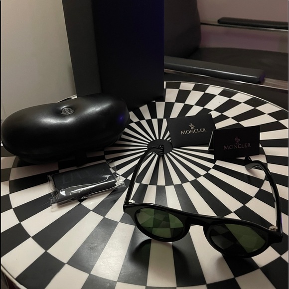 Authentic Moncler Sunglasses (with case, cleaning cloth, and authenticity card) - Picture 12 of 12
